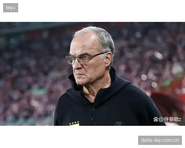 努涅斯的速度与压迫完美契合贝尔萨理念，但射门转化率仍是变数。